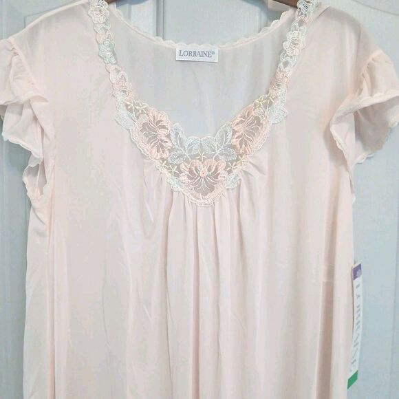 Lorraine Soft Peach 100% Nylon Midi Length Embellished Neck Nightgown Med NWT - Picture 1 of 7